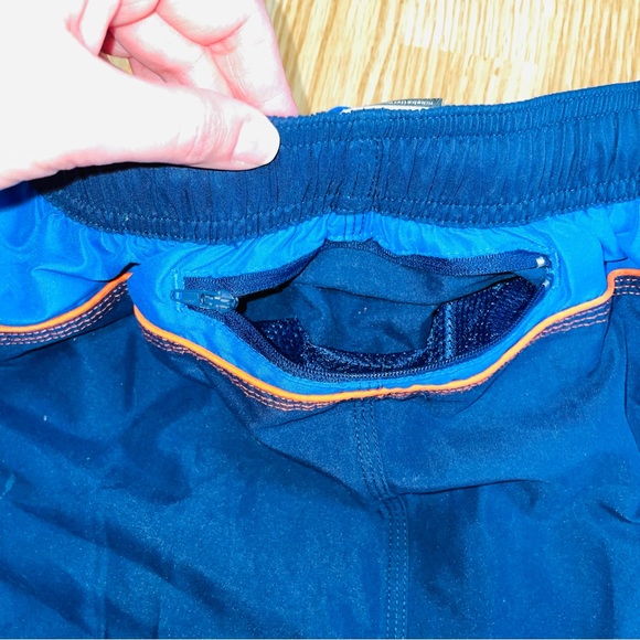 Nike Swim Trunks Blue Shorts with back zipper pocket - Picture 7 of 7